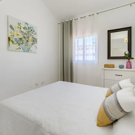 With Private Patio Apartment *