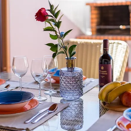 With Private Patio Апартаменты Адехе